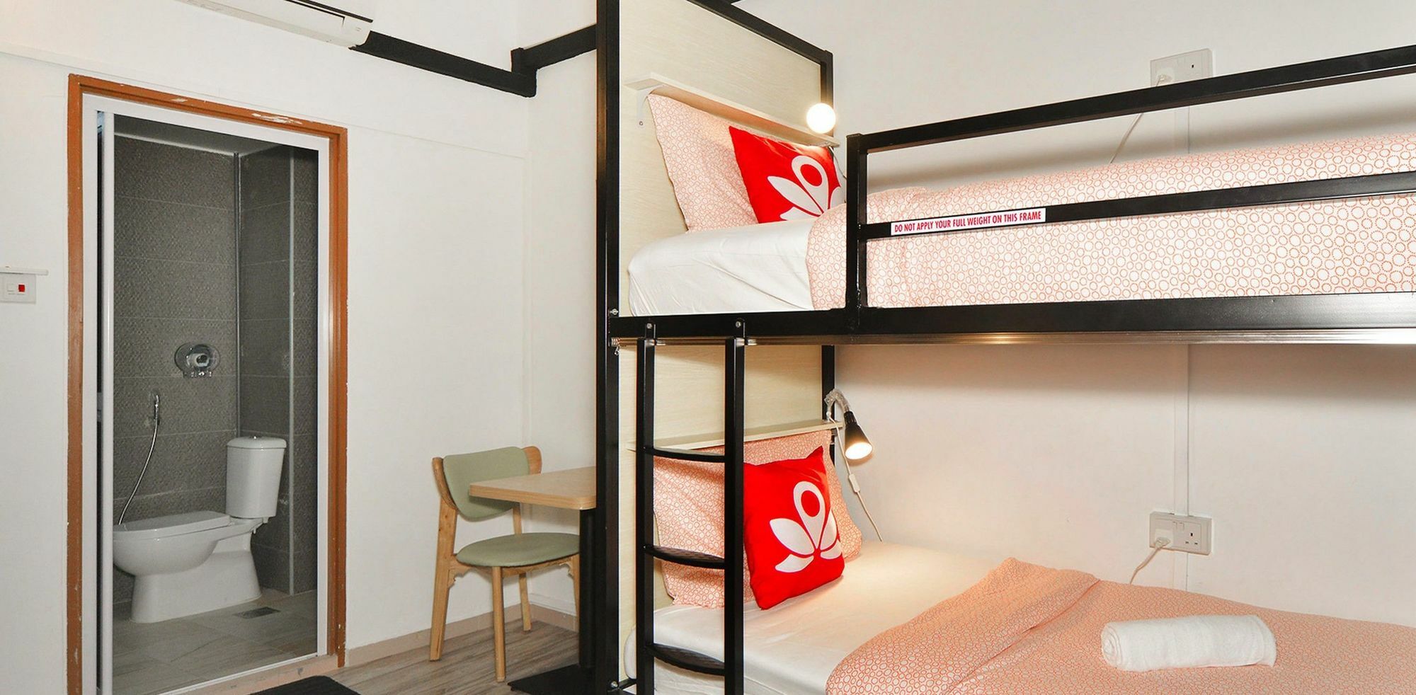 Hostel Zen Aljunied